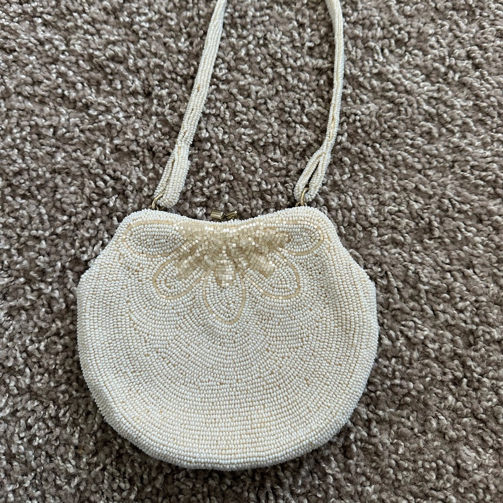 VINTAGE Cream Beaded Bag